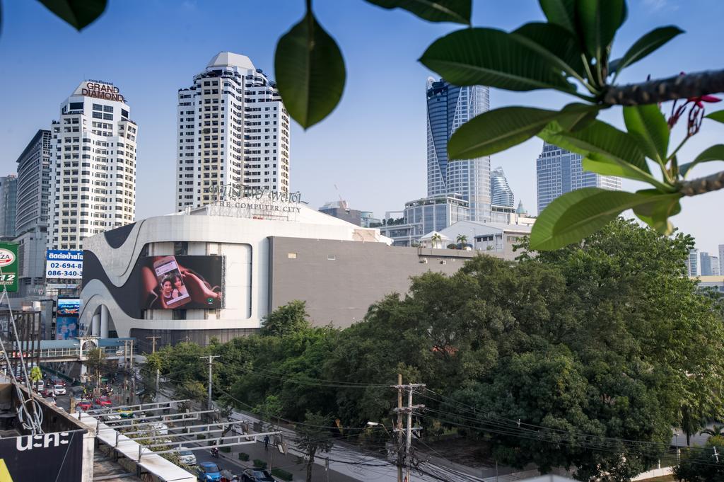 Glur Central Pratunam Bangkok Eksteriør billede